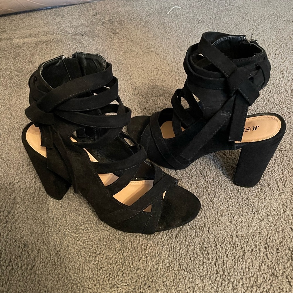 Black strappy bow block heels